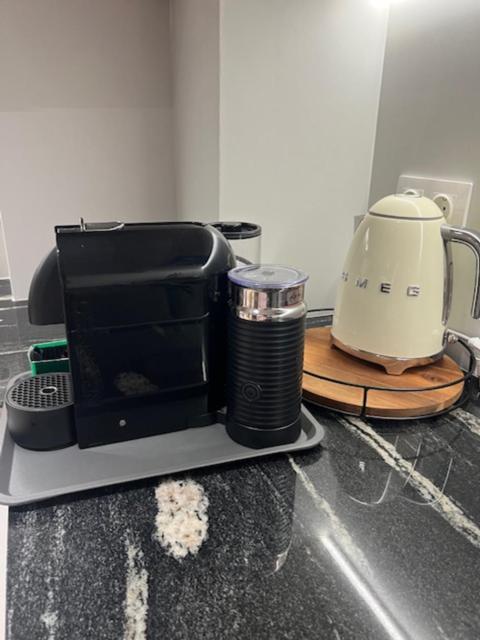 בלאגובגראד Hotel Kardinal מראה חיצוני תמונה