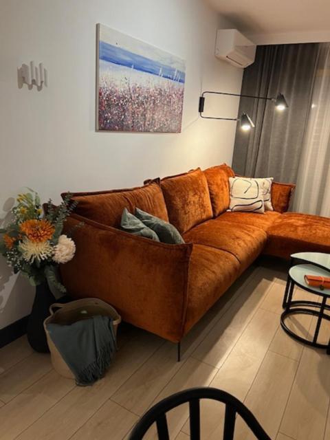 בלאגובגראד Hotel Kardinal מראה חיצוני תמונה