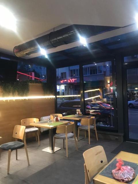 בלאגובגראד Hotel Kardinal מראה חיצוני תמונה